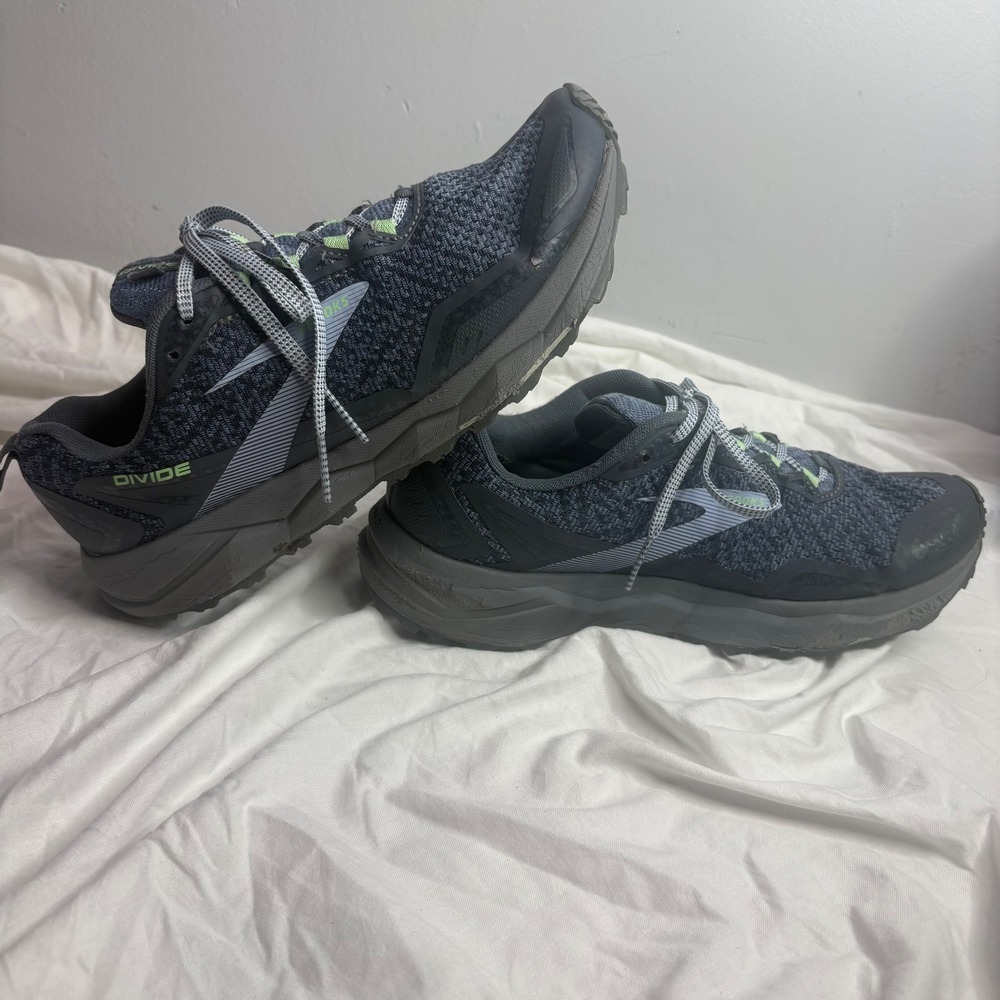 Brooks Divide Trail Running Shoes Women's Size 9.5 Gray Green Athletic